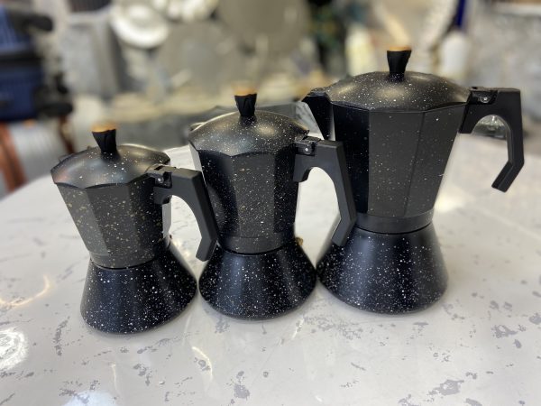 Cafetière à l’italienne classique de haute qualité 6 tasses